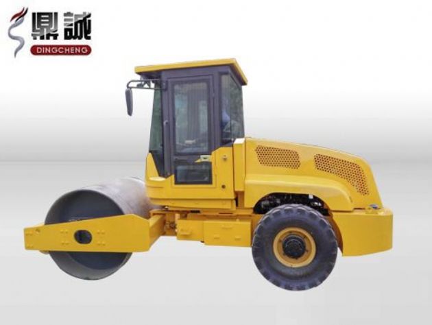 點擊查看詳細信息<br>標(biāo)題：6噸單鋼輪振動壓路機 閱讀次數(shù)：13727